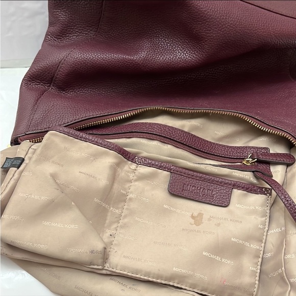 Michael Kors Matilda Hobo Shoulder Bag - Picture 7 of 12